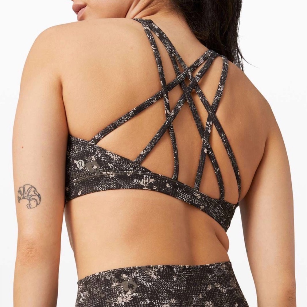 lululemon athletica Black Marble Strappy Back Sports Bra